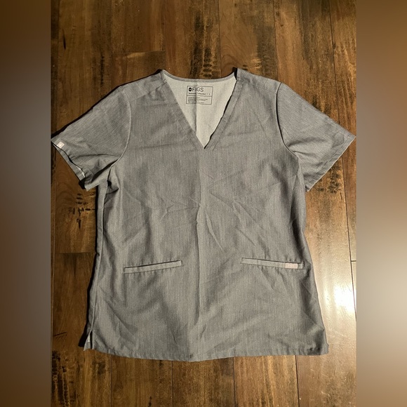 Figs Top - Picture 1 of 2